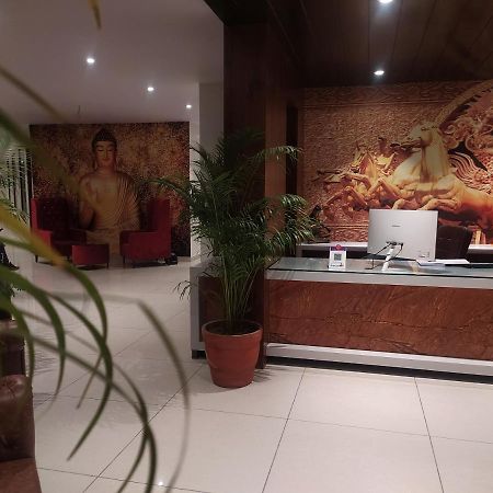 Rajlaxmi Hotel - Free Airport Pickup And Drop Jaipur Ngoại thất bức ảnh